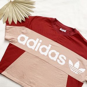 Adidas spellout color lock activewear crop tshirt L